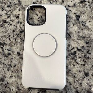 OtterBox White Phone Case with Popit